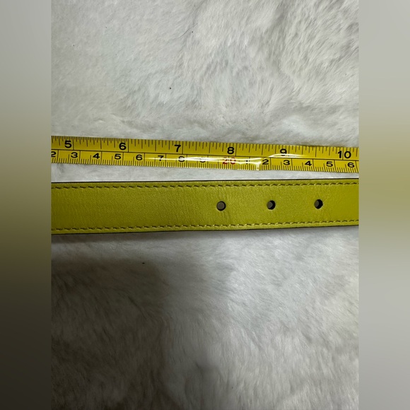 Gucci Lime Green Leather pet collar with Heart Charm-come dust bag and box - Picture 9 of 10